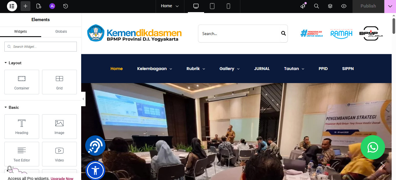 Desain Menggunakan Elementor